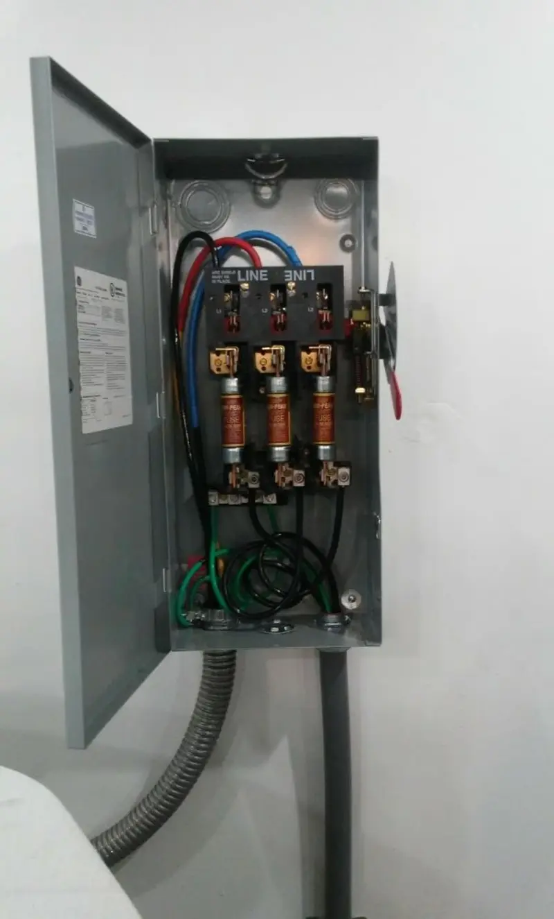 Three-phase disconnect switch installed for Smoke Detector Installation in Woodcliff Lake